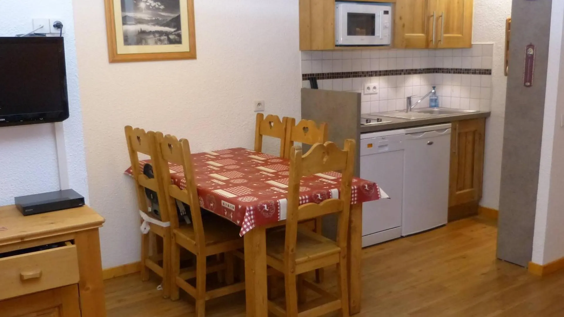 Appartement A Proximite Des Pistes Avec Cuisine Equipee, Terrasse Exposee Sud-Ouest - Fr-1-356-447 瓦尔莫雷尔